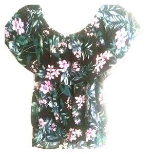 American eagle outfitters off-the-shoulder top